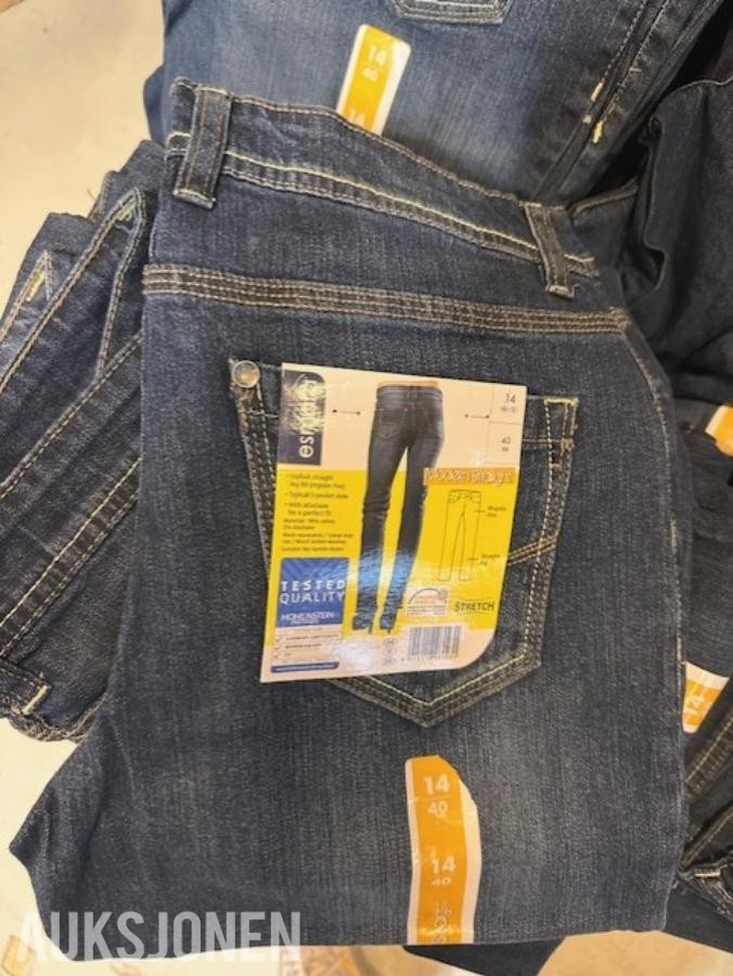 Esmara Lily Denim